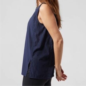 Athleta Zephyr Floral Lace Tank Top Blouse Navy Blue